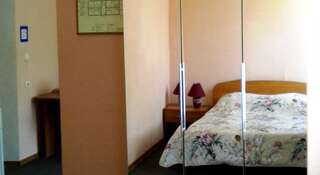 Гостиница Сосновая роща Краснодар Стандартный двухместный номер с 1 кроватью-4
